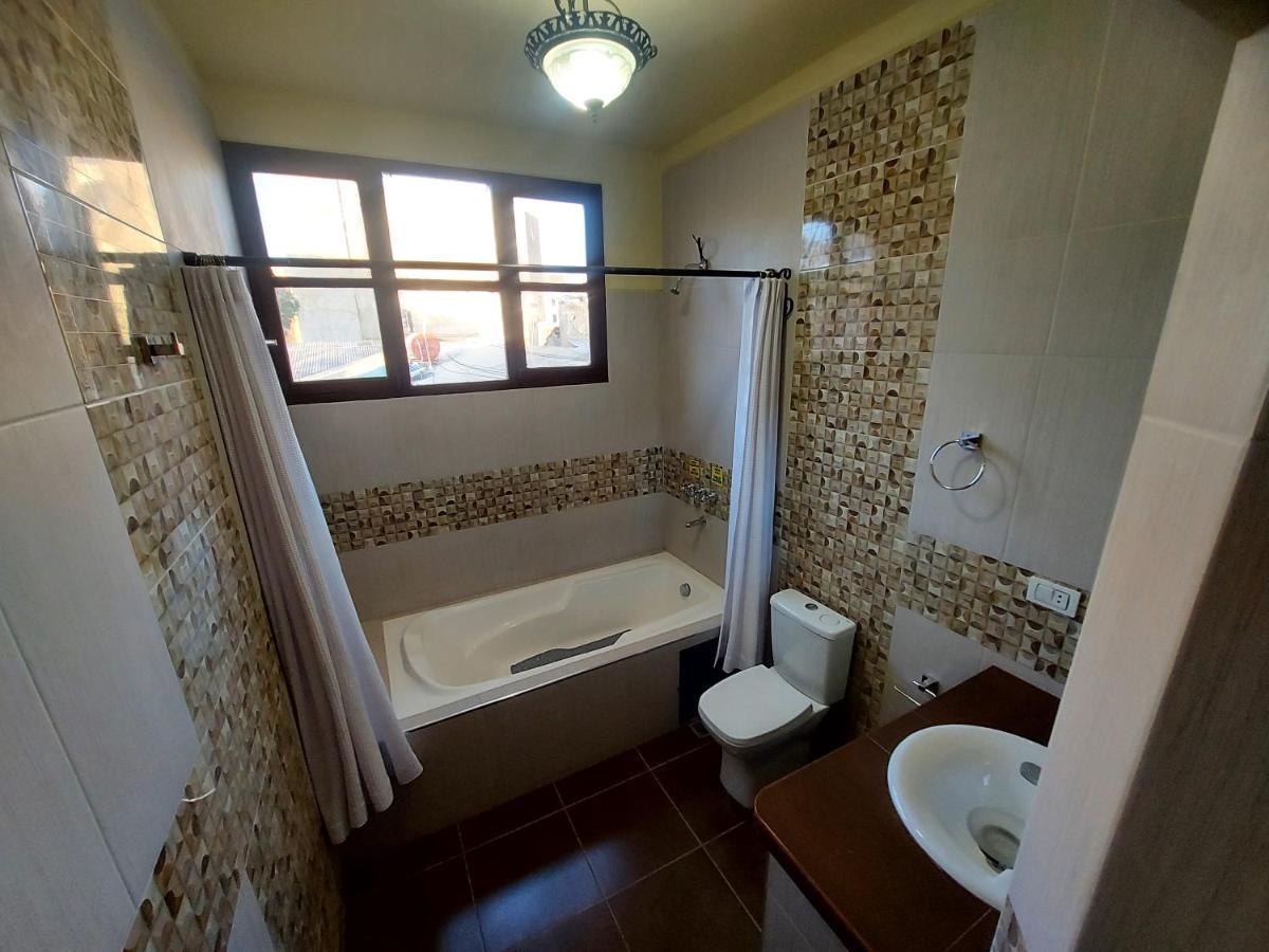 Naupa House Hostel Cochabamba Bagian luar foto